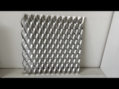 Z galwanizowanej stali niskówęglowej rozszerzona sieć metalowa Diament 1,22*2,44m