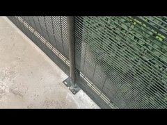 Przejrzysty Vu 358 spawany siatkowy ogrodzenie zabezpieczające Ogród powlekany proszkiem z szpicą 2 x 2,5 m