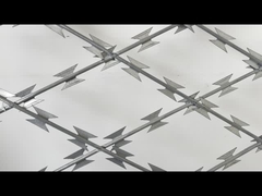 Silne ostre ostrze sztywne taśmy kolczaste Wire Gorąco zanurzone Galwanizowane 2,5 mm Bto-22 Bezpieczeństwo