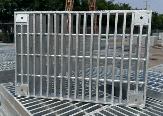 Galvanized Weld Structure Steel Walkway Grating for Chemical Plant Platform