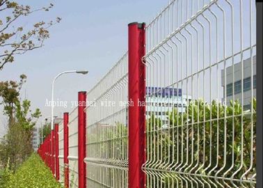 Customized Size 2x2 Triangle Fence Panel Welded Wire Mesh White Green Color