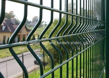 Customized Size 2x2 Triangle Fence Panel Welded Wire Mesh White Green Color