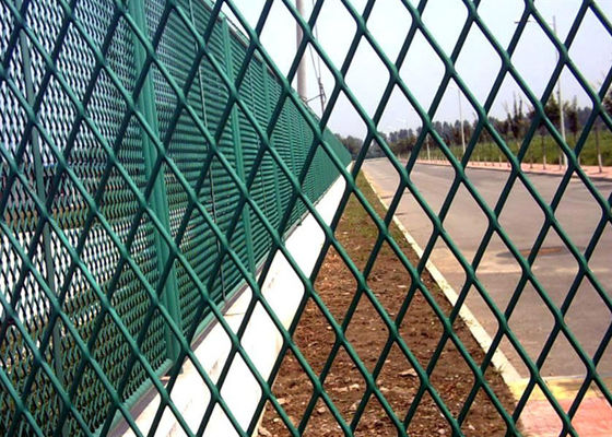 PVC Coated Expanded Metal Wire Mesh Use for Outdoor Protection