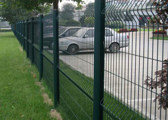 55 * 200 mm trójkątne ogrodzenie do gięcia Brc siatkowe ogrodzenie odporne na korozję