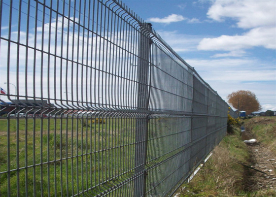 Ocynkowany trójkątny panel ogrodzeniowy w kształcie litery V 4,5 mm 3d Ogrodzenie z drutu spawanego 1030 mm