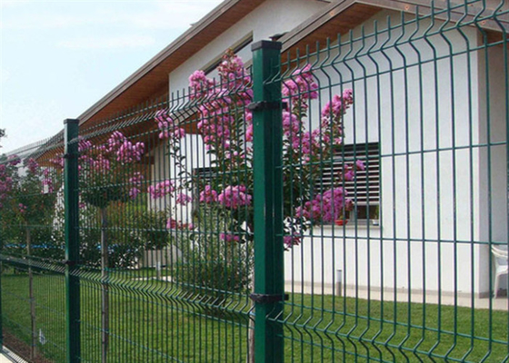 Panel ogrodzeniowy z zakrzywionym trójkątem 1230 mm 3D BRC Ogrodzenie siatkowe do szkoły odporne na rdzę