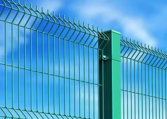 Panel ogrodzenia trójkąta 3D z zakrętami trójkąta dla bezpieczeństwa