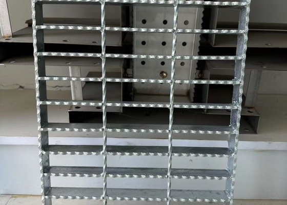 304 Stal nierdzewna pasówka kratka 100mm Spacing przemysłowy