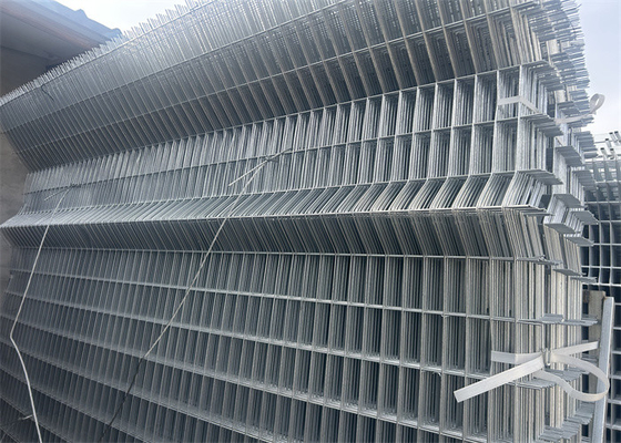 Panel ogrodzenia trójkąta galwanizowany na gorąco 1,8 m Wysokość 50 * 100 mm Otwór sieci