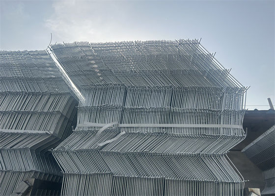 Panel trójkątny płotu sieciowego z niskiej stali węglowej do wytrzymałej konstrukcji