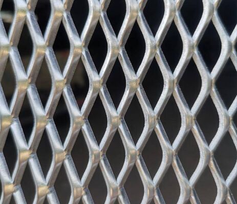 Rozszerzona sieć drutu metalowego o lekkiej wytrzymałości i dostosowalnej ochronie