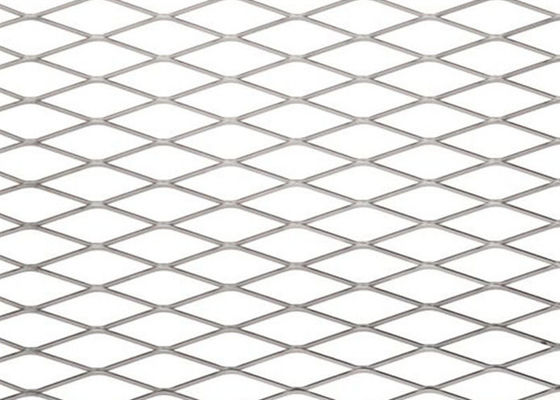Spłaszczony arkusz diamentowy 1,22 x 2,44 m Rozszerzona siatka siatkowa o grubości 3,0 mm